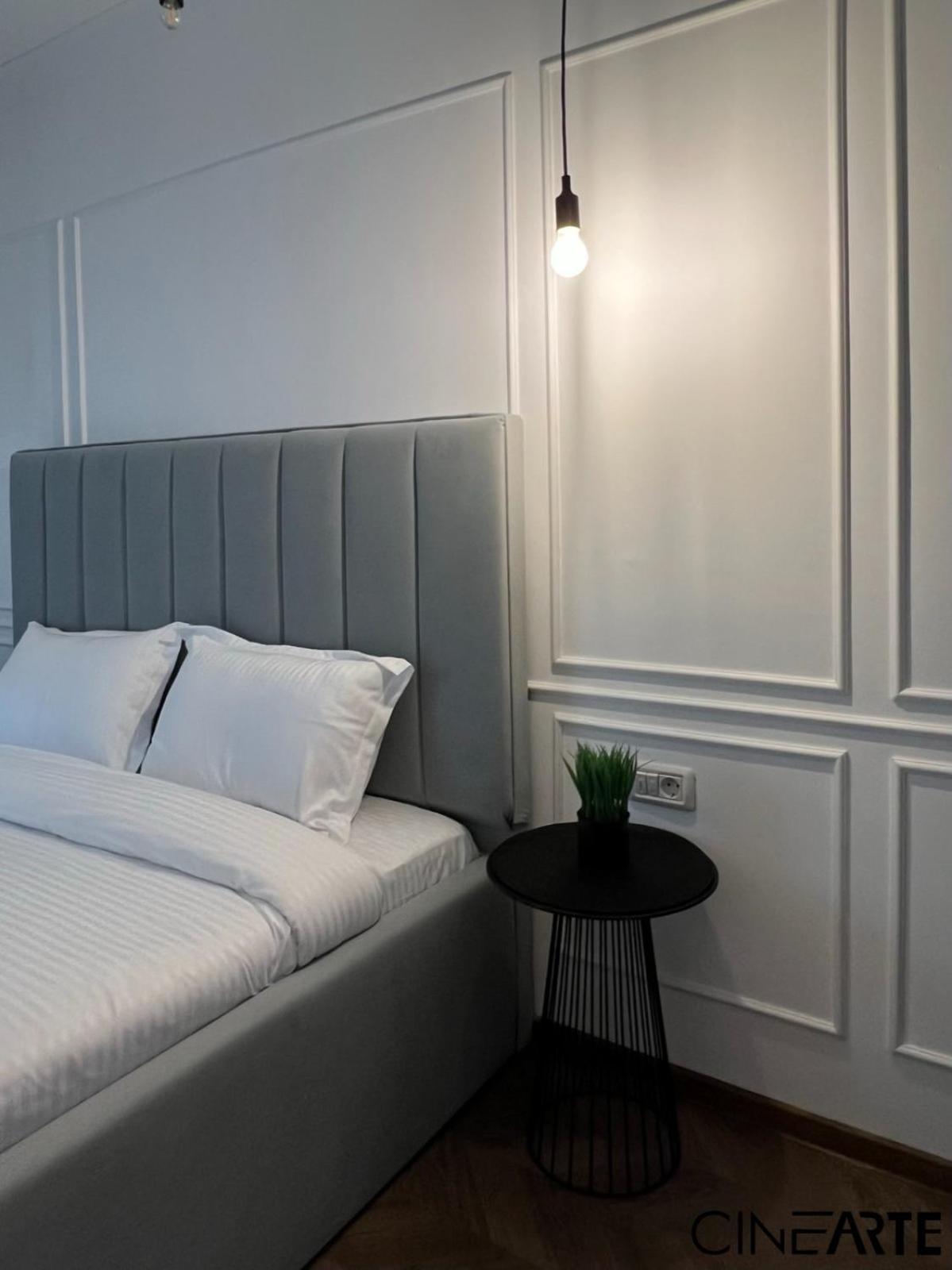 Cinearte Residence Caransebes Ngoại thất bức ảnh